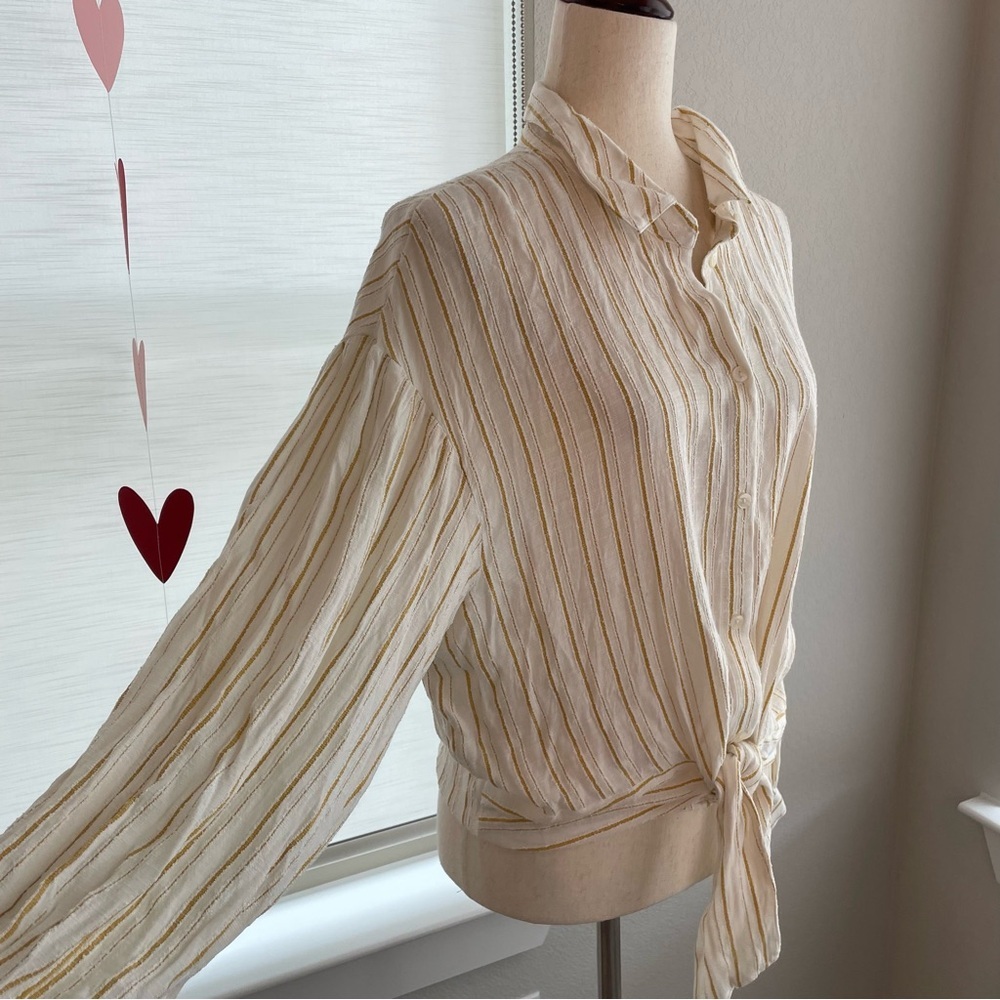 Anthropologie White and Gold Tailor Strip Button Down Long Sleeve Size 14 - Picture 11 of 15